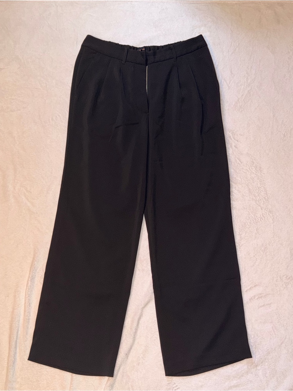 Quince Stretch Crepe Pleated Wide Leg
Pants